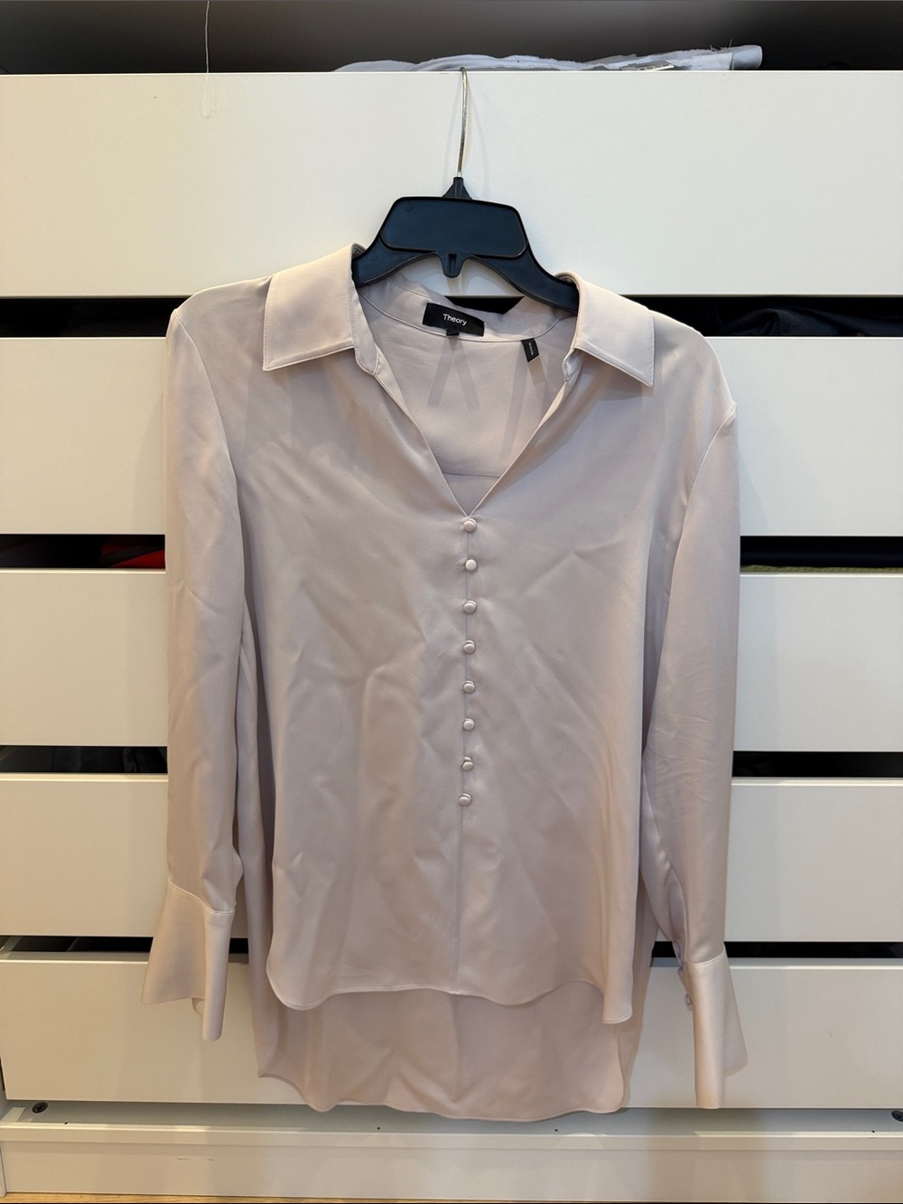 Theory Women's Light Blush Silk-Like Button Blouse